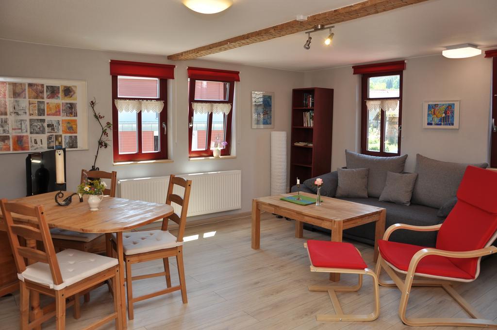 Ferienwohnung Café Landart im Thüringer Finistère Plaue  Zimmer foto